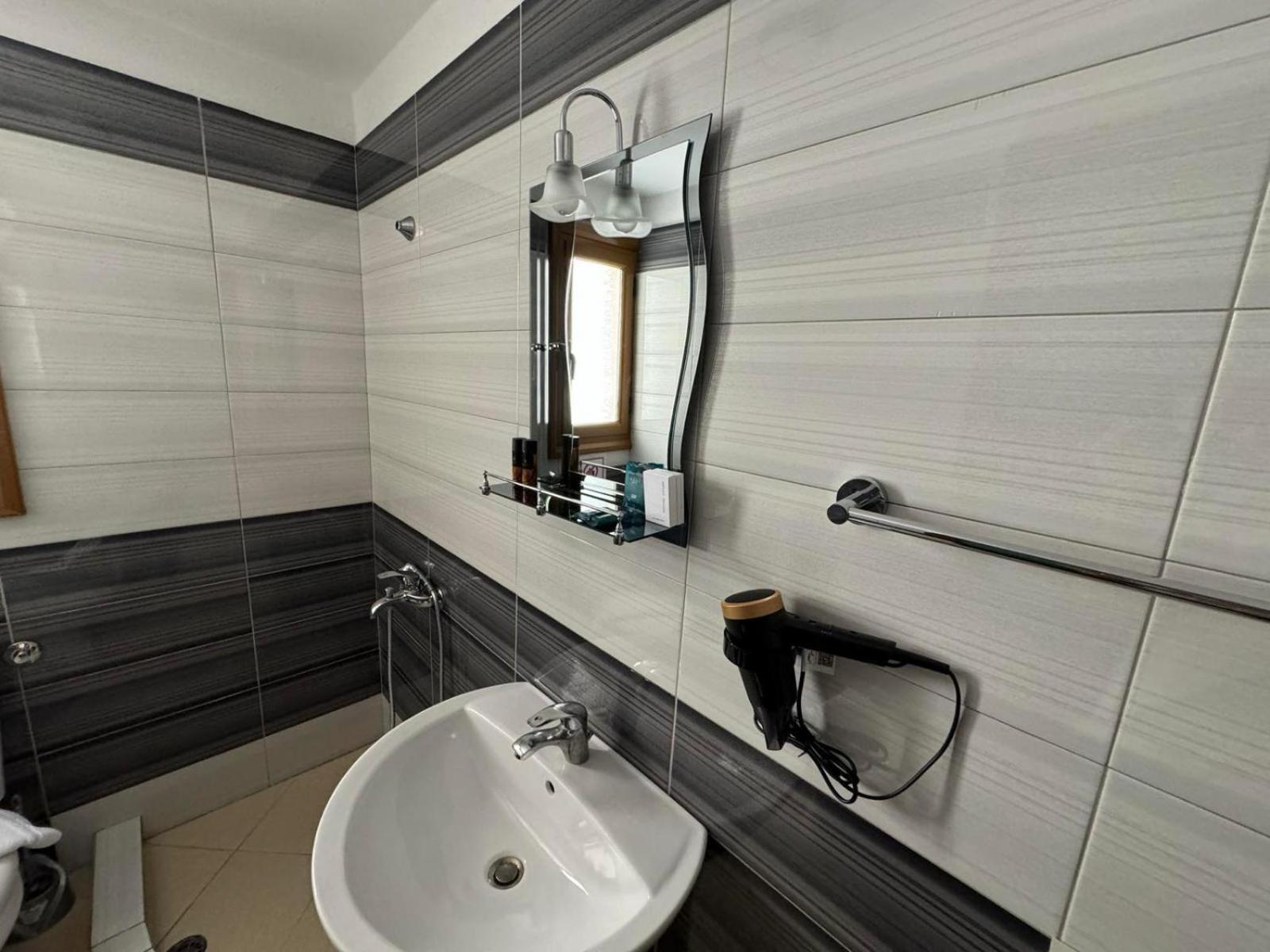 Vlora Villa Ngoại thất bức ảnh